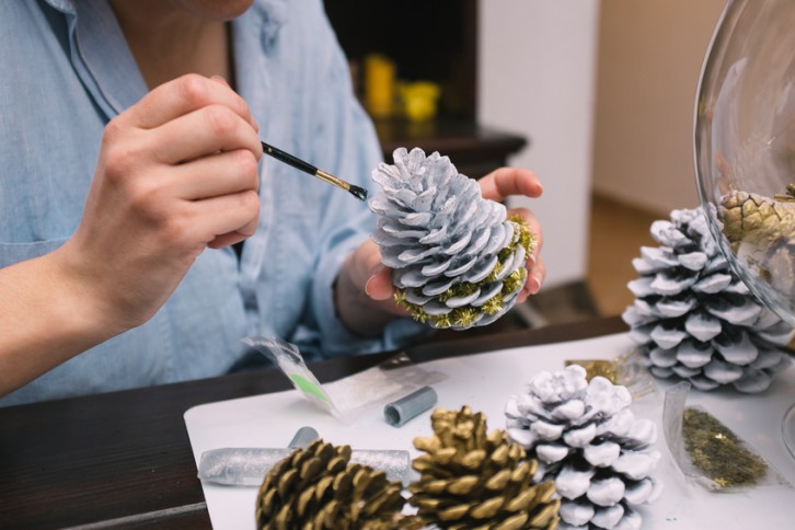 Making decorations for Christmas