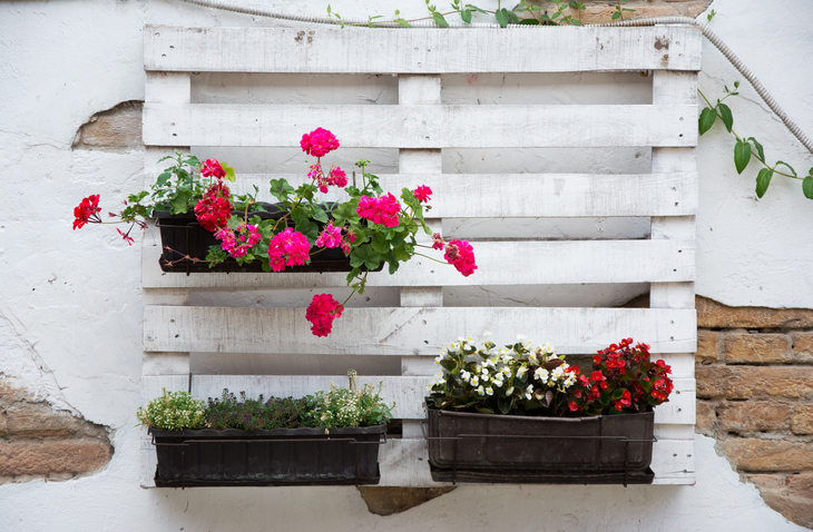 Torpe Berri organizar Tres ideas para construir tus jardineras con palets | Ingredientes que Suman